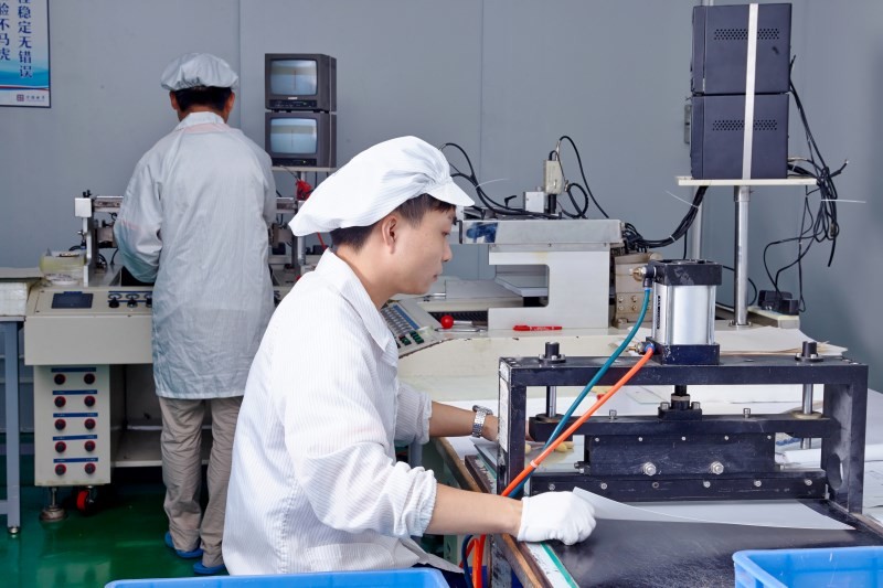 HongKong Guanke Industrial Limited linea di produzione in fabbrica