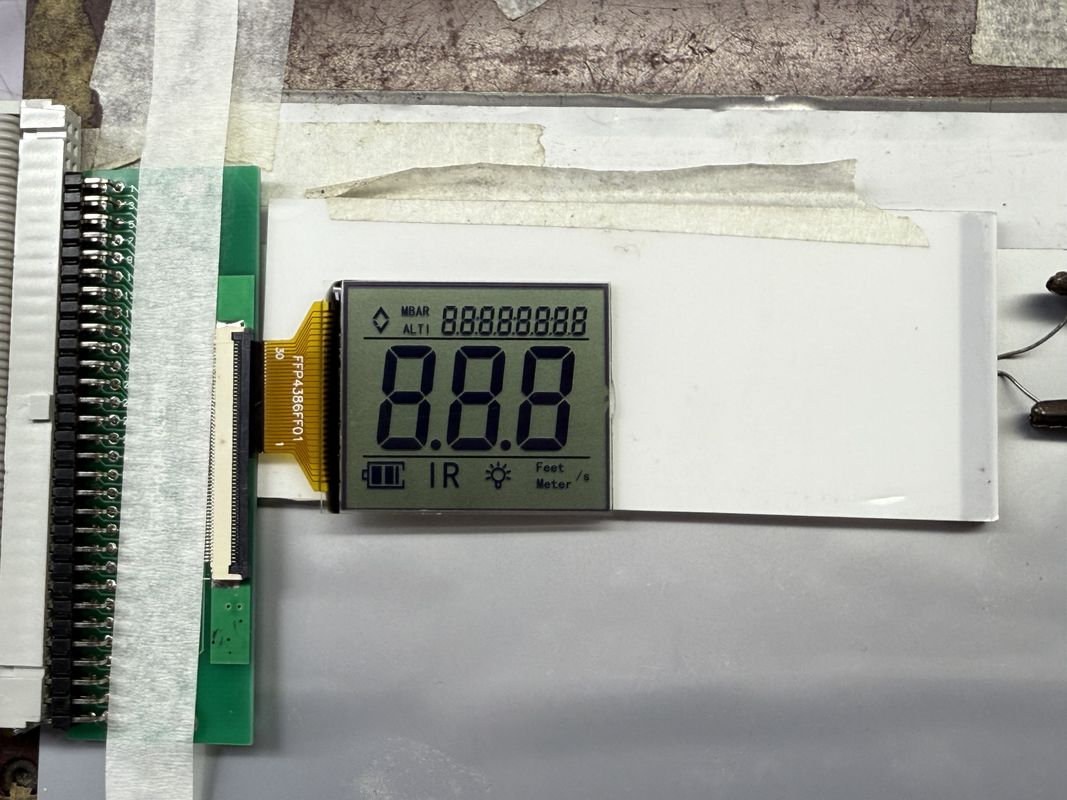 Display LCD in bianco e nero FSTN personalizzato | Monocromo segmento LCD per applicazioni industriali ed elettroniche